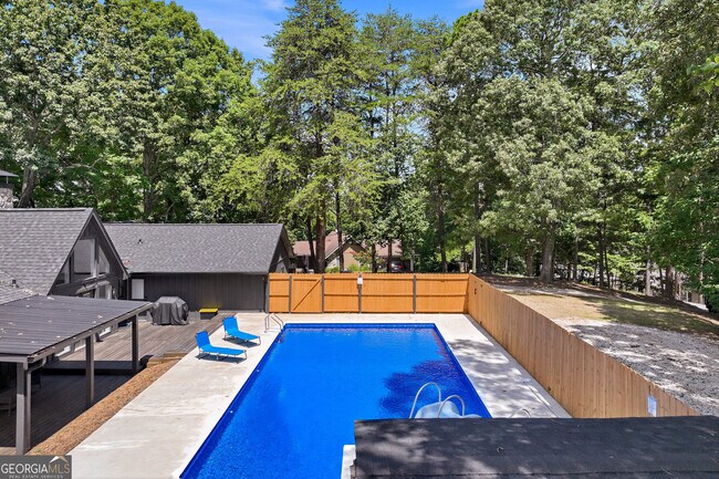 Building Photo - 4225 Twin Rivers Dr