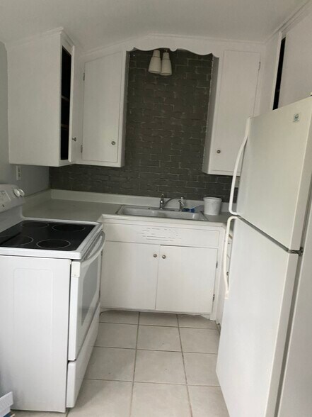 Building Photo - 2451 N 114th St