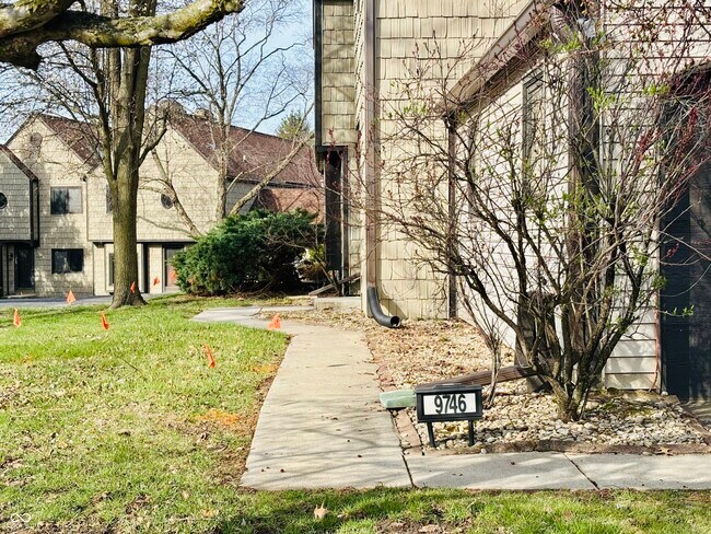 Building Photo - 9746 Revere Way