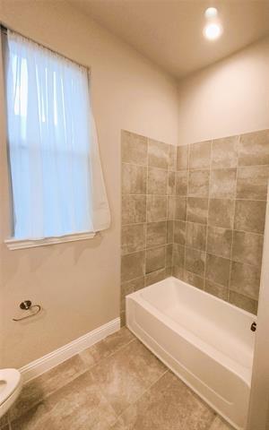 Building Photo - 1616 Silla Dr