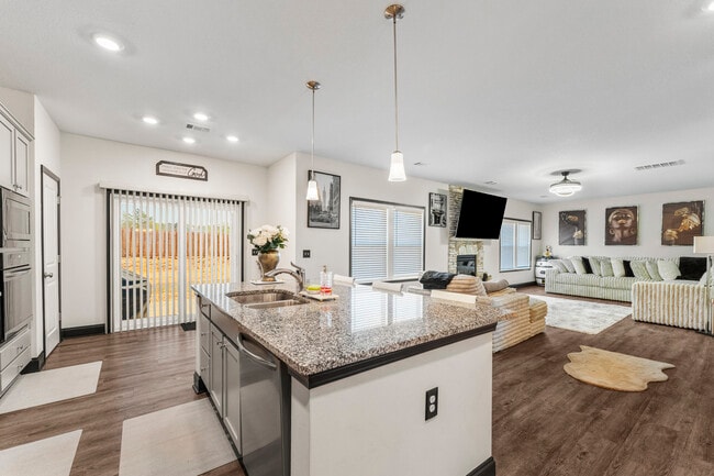 Building Photo - 9928 Long Leaf Pne Dr