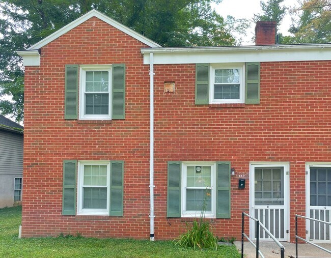 Building Photo - 103 Cresap Rd