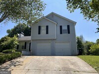 Building Photo - 260 Village Dr