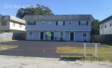 Building Photo - 2151 Alicia Dr