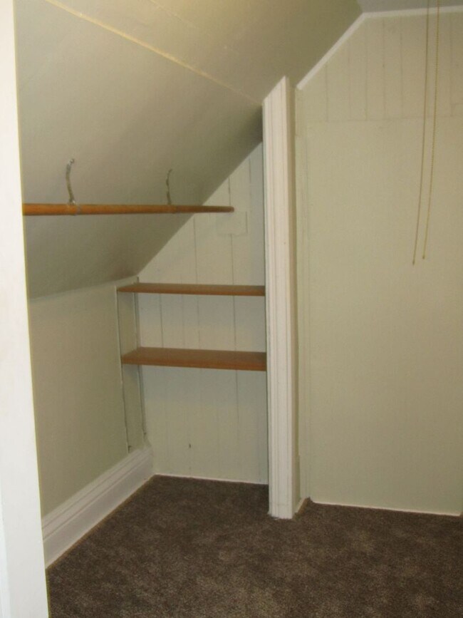 Building Photo - 300 Meigs St