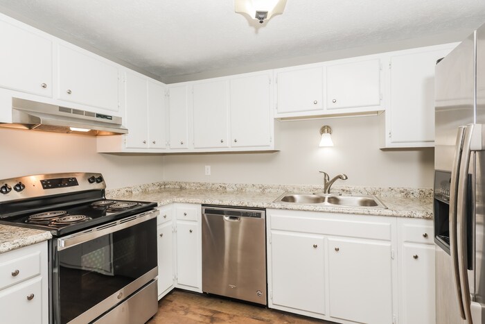 Building Photo - 4841 Bayview Ct