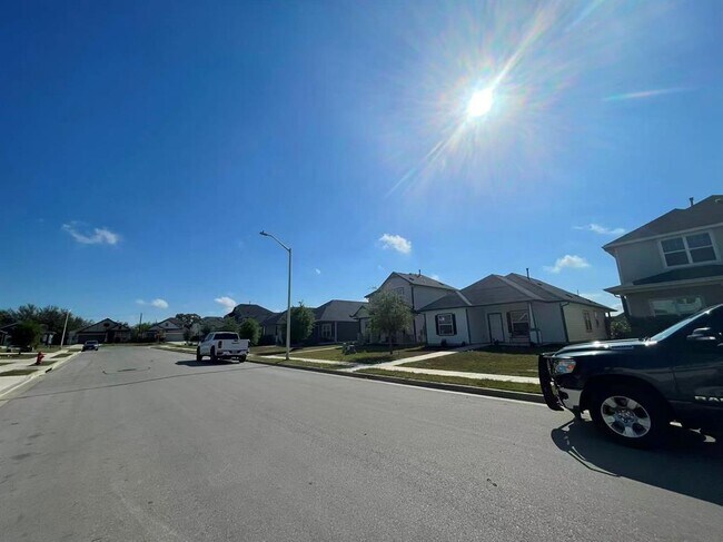 Building Photo - 141 Mammoth Dr