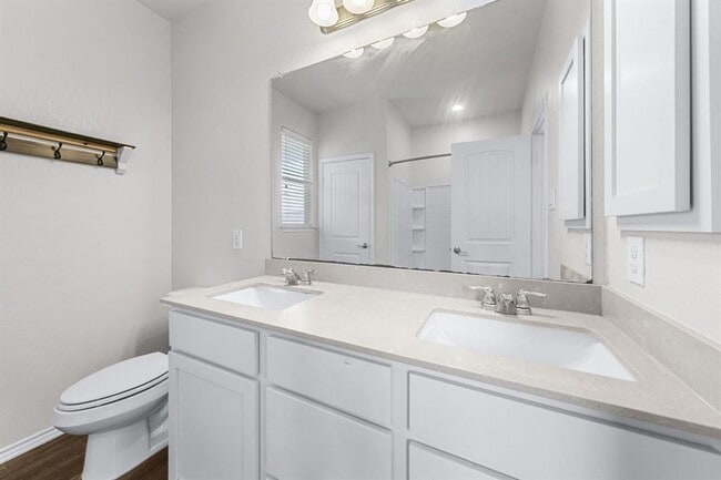 Building Photo - 17005 Gibbons Path