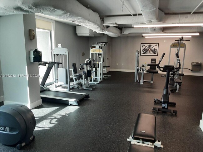 Building Photo - 140 S Dixie Hwy