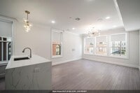 Building Photo - 131 Clifton Pl
