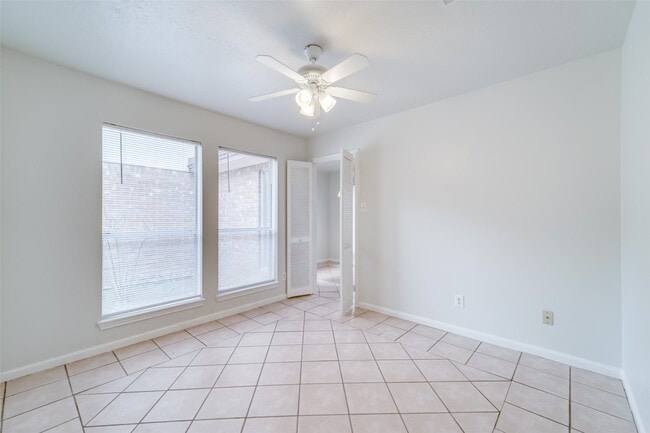 Building Photo - 15114 Forest Lodge Dr