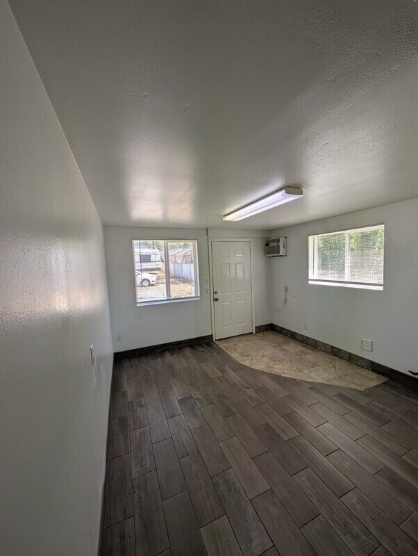 Building Photo - 333 S Old Pacific Hwy