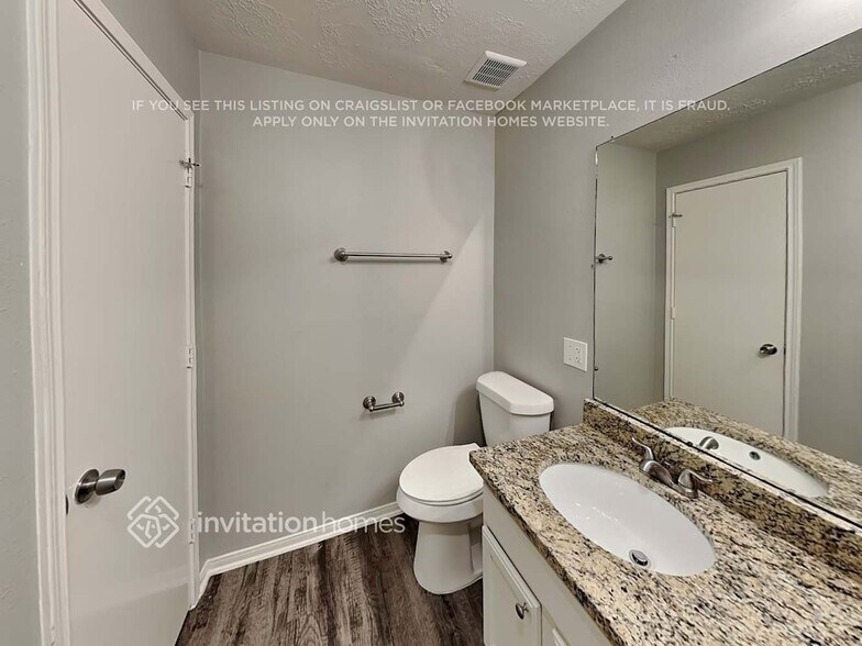 Building Photo - 17603 Chatham Way Dr