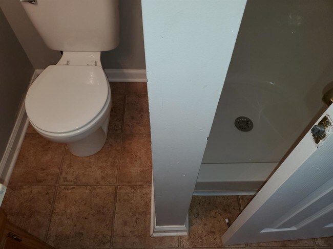 Building Photo - 109-111 Wolfe St