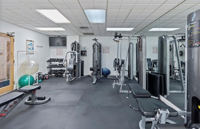 Building Photo - 9455 Collins Ave