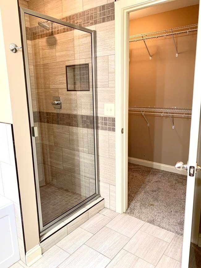 Building Photo - 1053 Quiver Ln