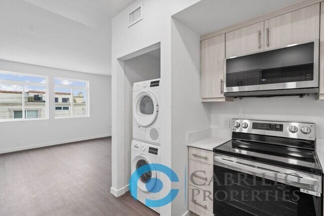 Building Photo - 2725 El Cajon Blvd
