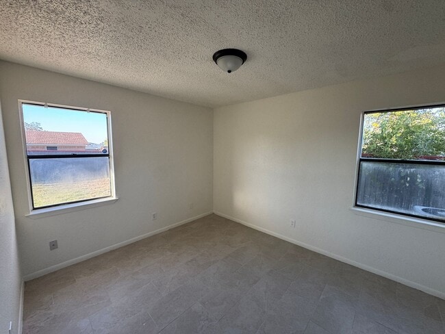 Building Photo - Beautifully Remodeled 4-Bedroom Home with Solar Panels and Fenced Yard – Copperas Cove!