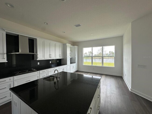 Building Photo - 32240 Mahogany Valley Dr