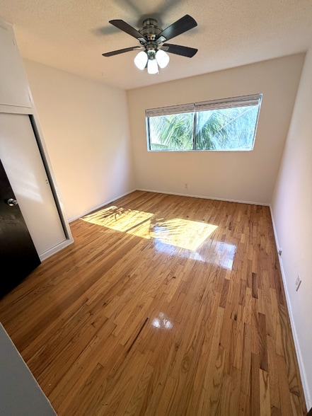 Building Photo - 807 3rd St