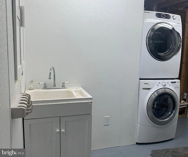 Building Photo - 13216 Chestnut Oak Dr