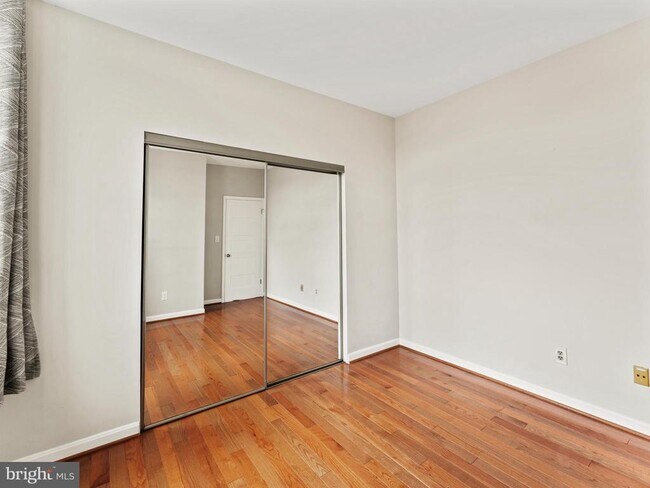 Building Photo - 2000 16th St NW