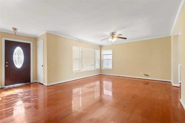 Building Photo - 3102 Conway St