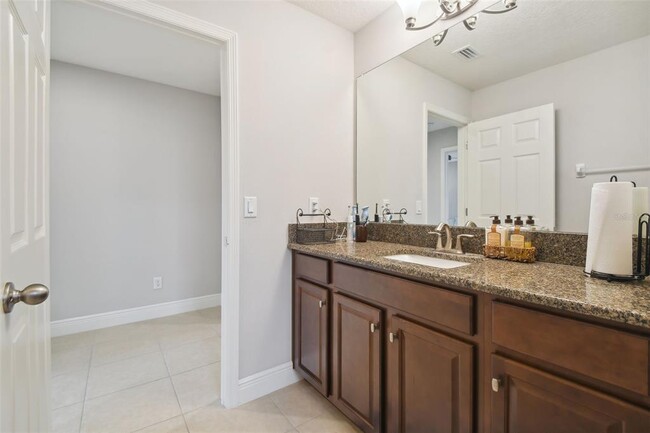 Building Photo - 2445 Whittler Br
