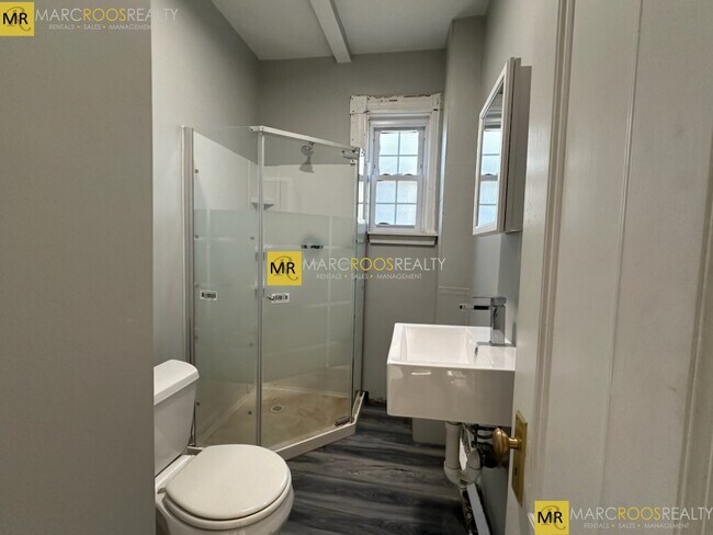 Building Photo - 137 Nonantum St