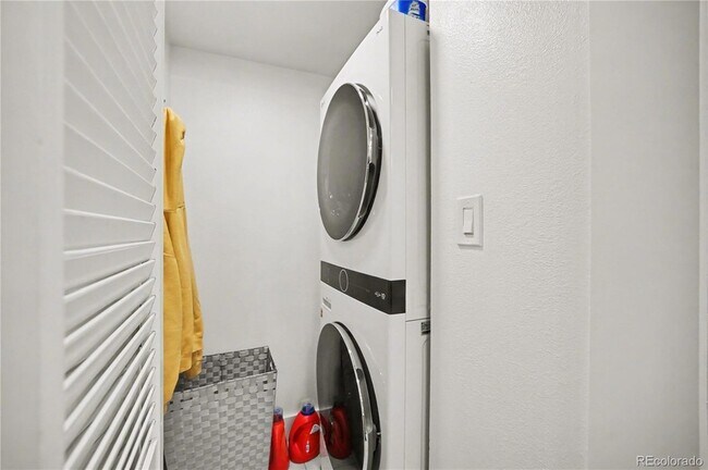 Building Photo - 1512 Larimer St