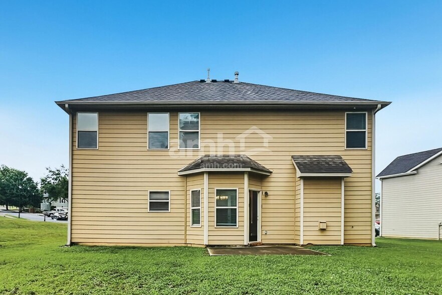 Building Photo - 729 Rolling Downs Dr SW