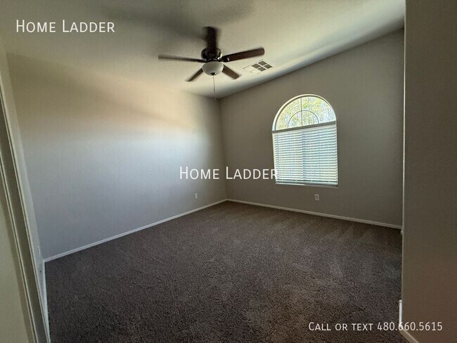 Building Photo - 4703 S 99th Dr