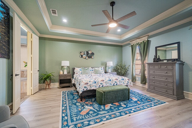 Building Photo - 1610 Olympic Drive