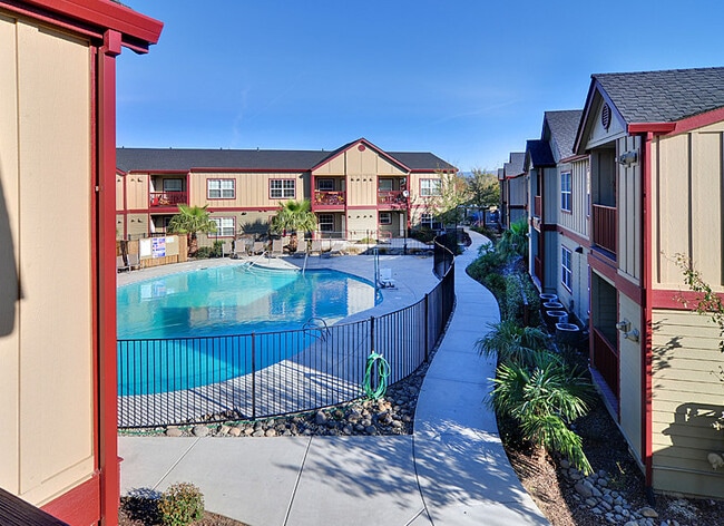 Building Photo - Chico Courtyards