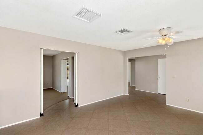 Building Photo - 72896 Tamarisk St