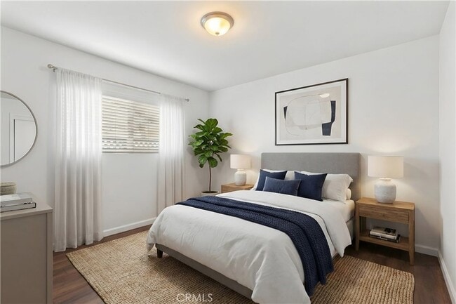 Building Photo - 7425 Garden Grove Ave