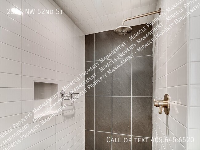 Building Photo - 2524 NW 52nd St