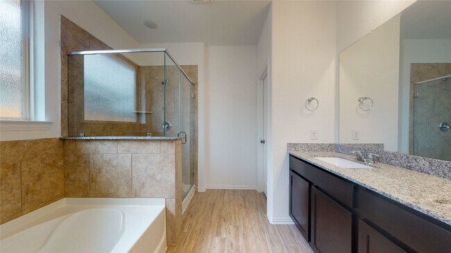 Building Photo - 31314 Whitfield Ct