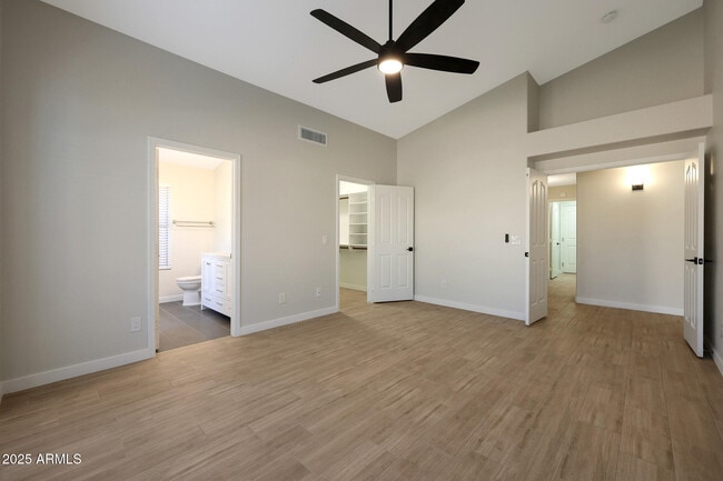 Building Photo - 5616 E Gelding Dr