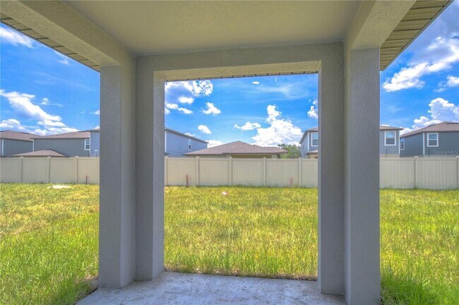 Building Photo - 8879 Little Bluestem Dr