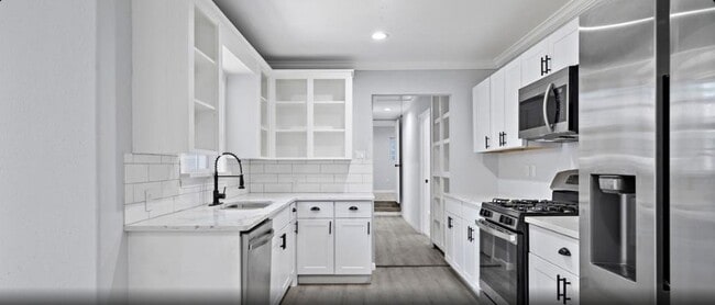 Building Photo - 9402 Alcott Dr