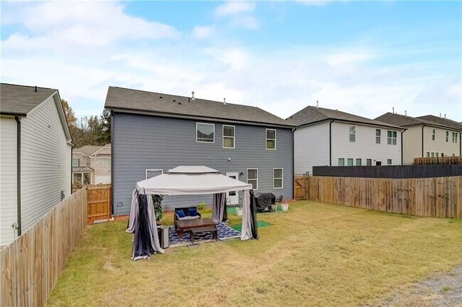 Building Photo - 7246 Gladstone Cir