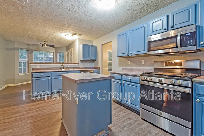 Building Photo - 548 Harvick Cir