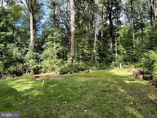 Building Photo - 104 Delphi Rd