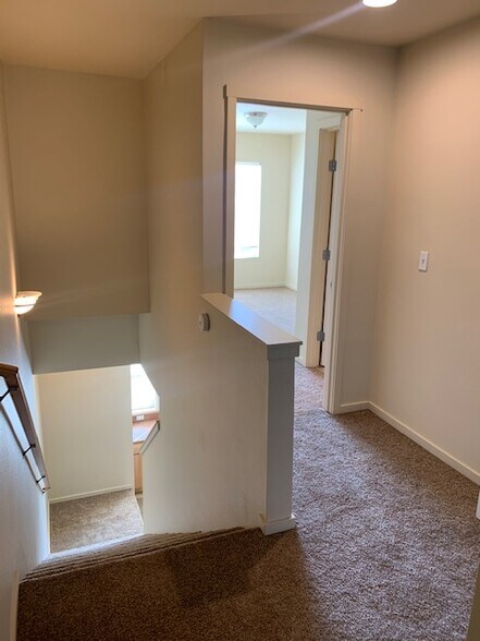 Building Photo - 5287 Olympic Dr