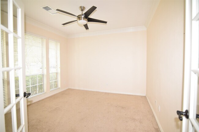 Building Photo - 122 Walston Ridge Ct