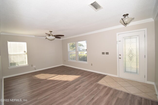 Building Photo - 1210 Dawn Creek Ct