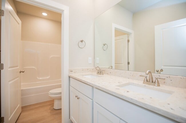 Building Photo - ***89 E. Bottlebrush Bend Unit 1***