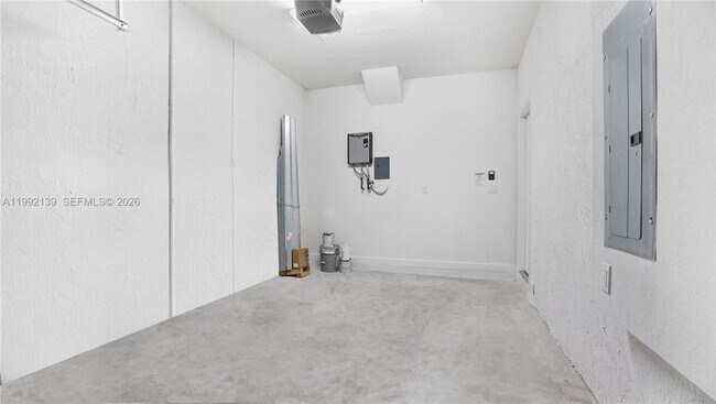 Building Photo - 2676 SE 12th Pl