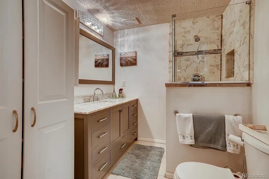 Building Photo - 6881 Xavier Cir